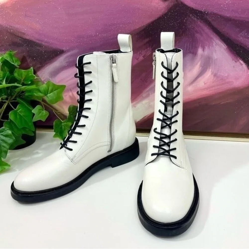 NWOB Tory Burch‎ Double-T Croc Embossed Combat Boot in Blanc Size 7.5